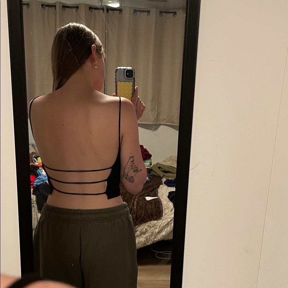 SHEIN Black Strappy Back Crop Top